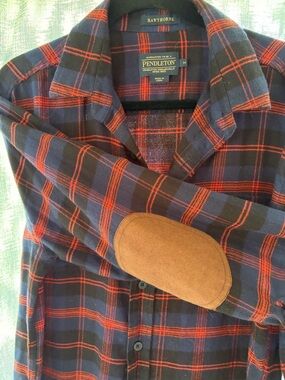 Pendleton Hawthorne Plaid Button-Up Shirt with Elbow Patches  MENS MEDIUM
